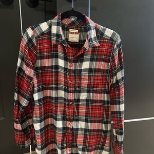 American Eagle Outfitters Red Plaid Button-Down Shirt
